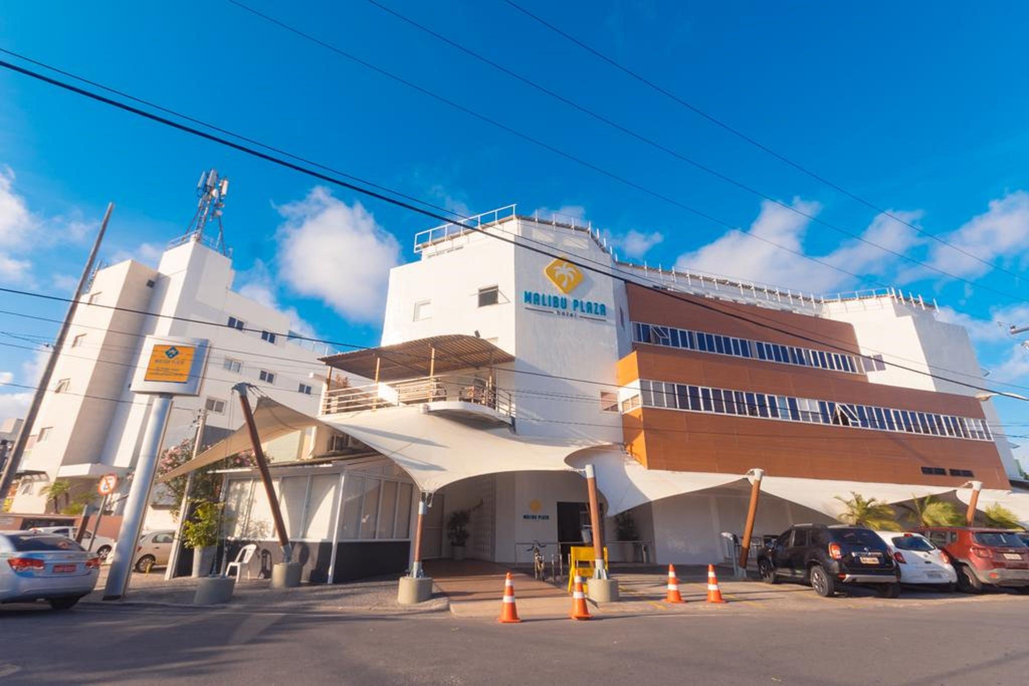 Malibu Plaza Hotel Lauro de Freitas Esterno foto